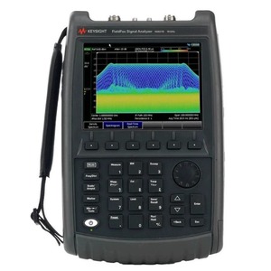 Keysight FieldFox Microwave 18 GHz Analyzer N9937B 120 MHz <b>Gap</b>-free Real-time Bandwidth - Product Image 1