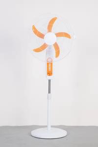 Ventilateur solaire robuste pour la maison ou le bureau, avec sortie USB et DC, panneau solaire et lumière nocturne - Product Image 2