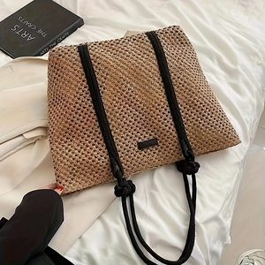 กระเป๋าโท้ทผู้หญิงสีขาวกากี มีสายสะพายสองเส้น ปิดด้วยซิป ความจุขนาดใหญ่ เป็นมิตรกับสิ่งแวดล้อม ใช้ซ้ำได้ เหมาะสำหรับทำงาน เดินทาง และใช้ในชีวิตประจำวัน - Product Image 1