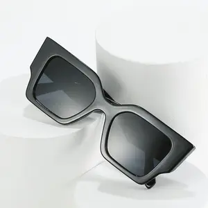 Женские мужские солнцезащитные очки в простом дизайнерском стиле, новые горячие 2024, квадратные солнцезащитные очки для оптовой продажи, модные солнцезащитные очки в квадратной толстой оправе
