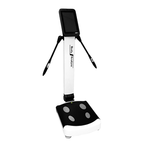 Báscula vertical de análisis corporal con electrodos de mano y escáner de composición corporal completa para centros de fitness - Product Image 5