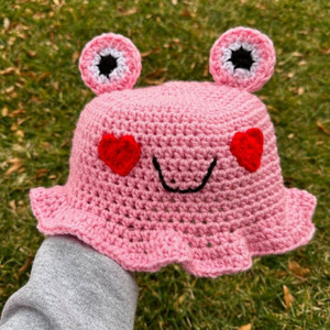 PARTYMENT Bonnet en tricot à bord festonné, motif dessin animé amusant, fait main, pour femmes, hommes et garçons, style bonnet de pêcheur ou bonnet bob en crochet motif grenouille - Product Image 3