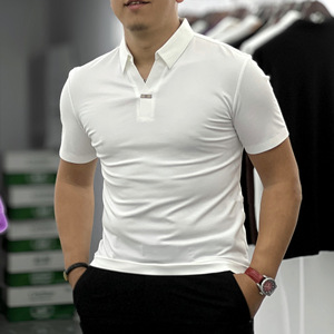 เสื้อโปโลคอเฮนลีย์สำหรับผู้ชาย รุ่นซัมเมอร์ สีกาแฟ ผ้าคอตตอนผสม ระบายอากาศได้ดี สวมใส่สบายๆ ทรงลำลอง แขนสั้น - Product Image 2