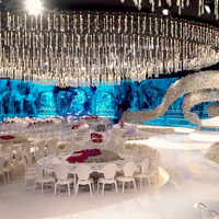 Lustre Décoration de fête de mariage Cristal de mariage Goutte d'eau Cristal Décoration d'éclairage de plafond