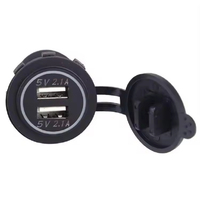 Allume-cigare prix usine DC 12-24V double USB chargeur de voiture prise matériau en Nylon avec capuchon étanche pour voiture bateau