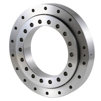 Roulement d'orientation à rouleaux croisés à une rangée de panneaux solaires Grues à flèche articulée pour excavateur Roulements à anneau d'orientation sans engrenage