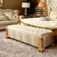 Style de luxe Royal impérial fait à la main Chesterfield tête de lit européenne Rococo feuille d'or chambre principale lit antique
