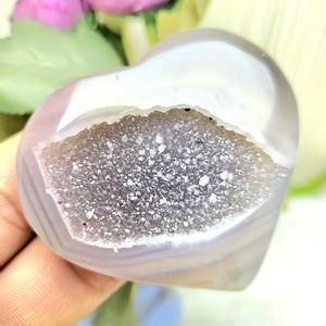 หินอาเกตดรูซี่รูปหัวใจ ขายส่ง ราคาถูก คริสตัลบำบัด หินธรรมชาติขัดเงา สำหรับตกแต่งบ้านและของขวัญวันหยุด - Product Image 2