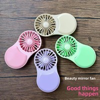 Ventilateur portable pliable USB à trois vitesses en plastique, idéal pour l'été, avec miroir de maquillage intégré
