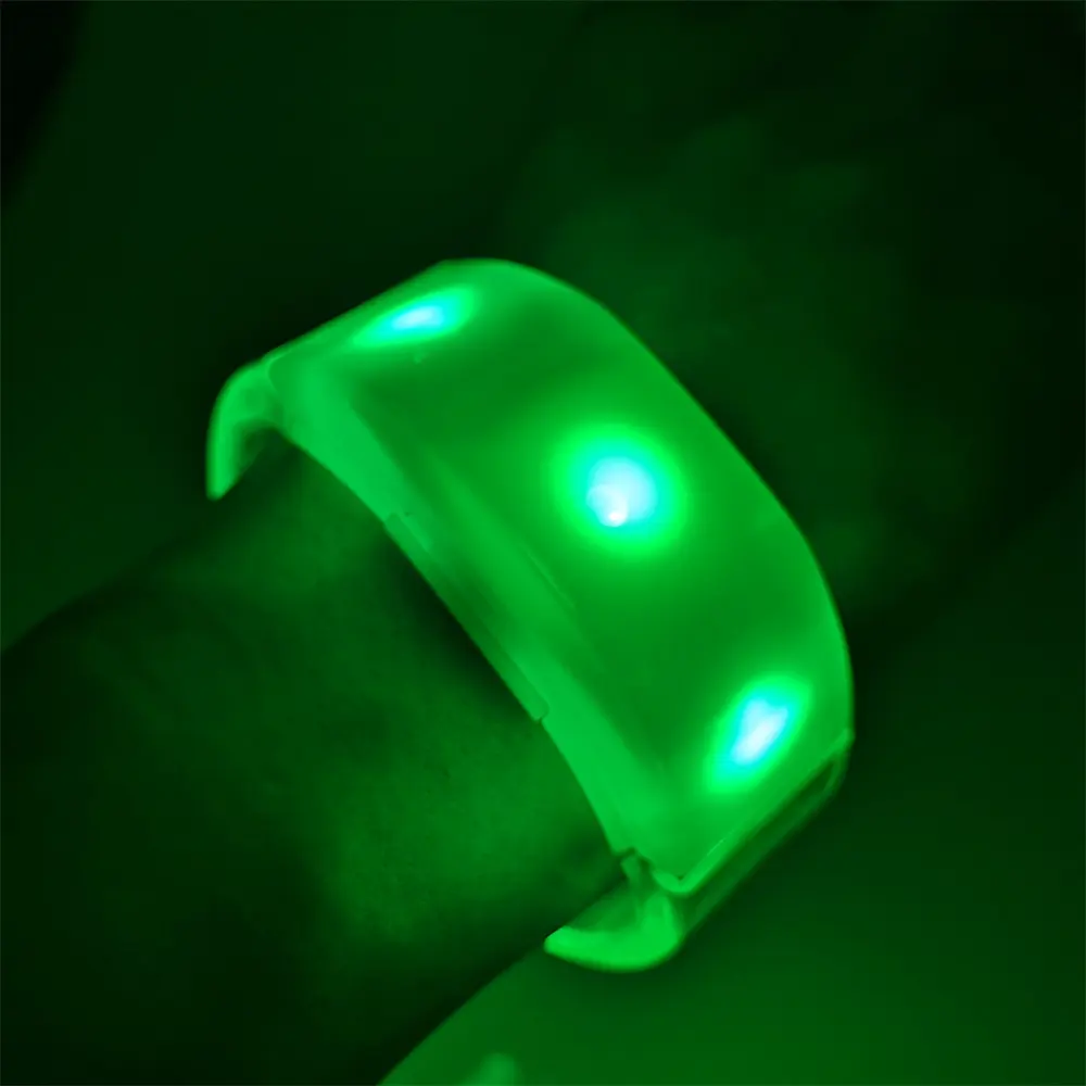 New Ideas 2024 Remote Controlled Radio Control Wristband Concert Novelty Led Bracelet with low price