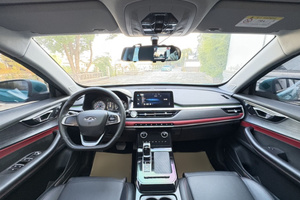 Chery Tiggo 7 Dynamic Edition 2020 1.5T CVT 5 portes 5 places SUV 156 ch Moteur turbo Sièges en cuir foncé Gauche Toit ouvrant panoramique R18 - Product Image 4