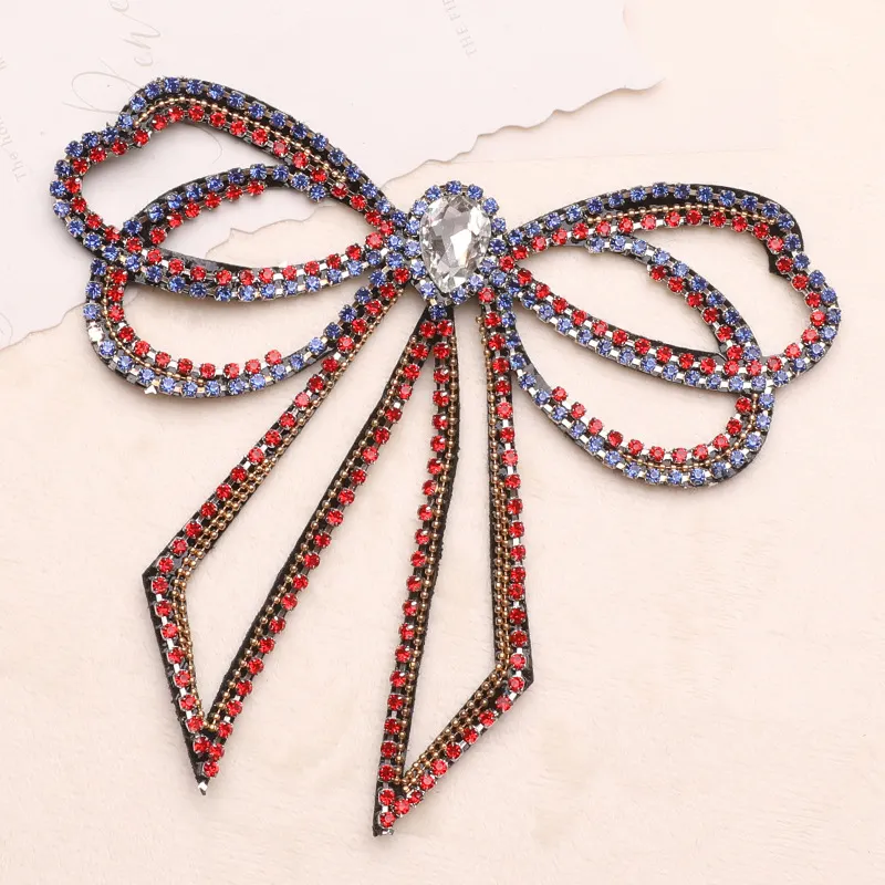 Caadhy Hot Empfehlen Sie Luxus hand gefertigte Strass Bowknot Perlen Stickerei Patches für Damen bekleidung