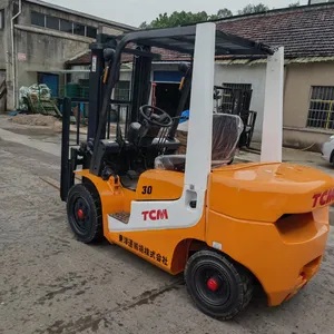 Murah Mini Jepang Asli Digunakan Forklift TCM 3 Ton 3 T Diesel Forklift Panggung Tiang Tcm Forklift Malaysia