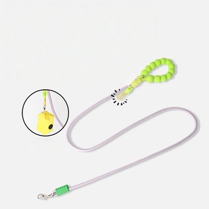 Laisse de collier de chien de couleur de mode Mousqueton en nylon Mains libres Designer Collier et laisses de chien personnalisés - Product Image 1