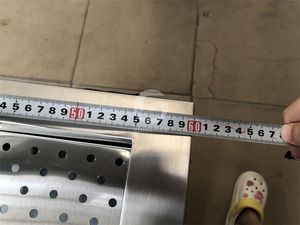 Station de bar à cocktails en acier inoxydable au design moderne - Product Image 5