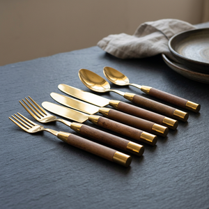 Ensemble de couverts de luxe en acier inoxydable doré avec manche en bois et pointe dorée – Vaisselle haut de gamme pour restaurants, hôtels et mariages - Product Image 5