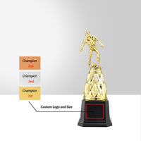 Trophées de football pour les compétitions scolaires, récompenses pour les étudiants, petites statuettes dorées, trophées de football en résine