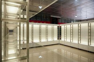 Exhibidor Personalizable para Perfumes y Maquillaje, Mueble de Madera, Metal y Vidrio para Tiendas Minoristas, Diseño Modular, Apto para Boutiques - Product Image 5