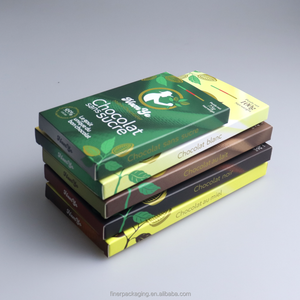 Encuentra un icono similar: Caja de embalaje plegable de lujo premium con logotipo personalizado certificado, de calidad alimentaria, dorada, para barras de chocolate dulce. - Product Image 6