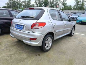 <span class=keywords><strong>Peugeot</strong></span> <span class=keywords><strong>207</strong></span> Hatchback 1.4 Premium Edition 2011, boîte manuelle, durable, robuste, excellent état, essence - Product Image 3