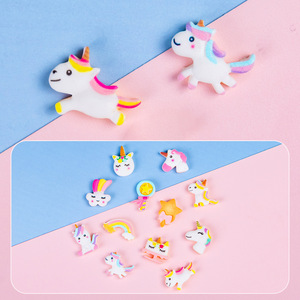 Breloques plates en résine <span class=keywords><strong>Licorne</strong></span> Arc-en-ciel Kawaii pour bijoux DIY, pinces à cheveux, fournitures pour slime, décoration de coques de téléphone - Product Image 1