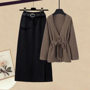 Estación de invierno de gran tamaño de dos piezas conjunto de mujer Retro de punto largo cálido Casual cárdigan Color sólido dobladillo vestido dividido - Product Image 3