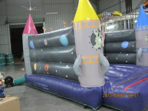 Castillo Inflable con Material de PVC para Alquiler Comercial en Fiestas Infantiles, Capacidad de 500 kg, 8 Personas - Product Image 4