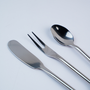 Độc đáo chất lượng cao 430 thép không gỉ bạc sáng tạo nhỏ dao muỗng nĩa nhân đôi trẻ em dao kéo đặt cho bữa ăn tối - Product Image 3