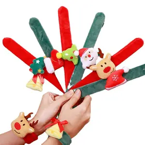 热卖卡哇伊圣诞主题巴掌手镯毛绒玩具腕带圣诞装饰品儿童成人礼物