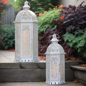 Farol de Hierro Plateado Duradero de Alta Calidad para Decoración del Hogar Elegante Hecha a Mano, Ocasiones Festivas, Uso en Interiores y Exteriores - Product Image 2