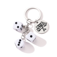 Porte-clés en acrylique motif dés de dessin animé classique, style simple, breloques de sac en acier inoxydable pour cadeau d'amis