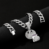 Bijoux tendance glacés à la mode Alliage plaqué or Bling Cristal Émoticône Mignon Pendentif Collier