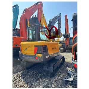 Excavatrice Volvo EC60C d'occasion, capacité de 6 tonnes, modèle 2023, capacité de godet de 0,3 m³, bonnes performances, certifiée CE EPA, vente incluse - Product Image 2