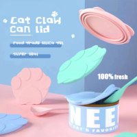 Portable Silicone Chien Chat En Conserve Couvercle 2 en 1 Alimentaire Scellant Cuillère Pet Nourriture Couverture Stockage Frais-conservation Couvercles Bol Chien Accessoires