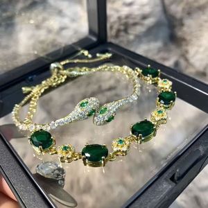 Set di Collana e Bracciale di Lusso con Smeraldi Verdi 2026, Design Placcato Oro, Perfetto per Regali Eleganti e Occasioni Speciali - Product Image 1