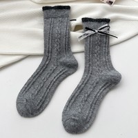 Chaussettes pour chiot de dessin animé pour femme avec nœud, chaussettes en laine grises, polyvalentes et chaudes, chaussettes épaisses mi-mollet pour l'hiver