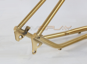 Vente en gros Cadre d'essieu traversant VTT en titane avec frein à disque et crochet de queue dissimulé pour vélos de montagne avec BSA <span class=keywords><strong>BB</strong></span> - Product Image 5