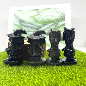 Ventes chaudes : Pierre de guérison sculptée à la main en obsidienne et Yooperlite, motif 'Nuit de Terreur', pour cadeau d'Halloween - Product Image 1