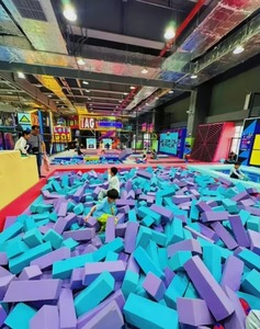 Parque de Diversiones Interior, Trampolín Interior Suave, Equipo de Juegos para Todas las Edades, Divertido Parque Infantil Interior - Product Image 1