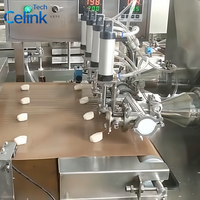 Ligne de production industrielle automatique de remplissage et de pliage de tacos, pour coques de tortillas mexicaines et garnitures de viande