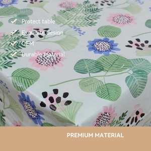 Fabbrica di materiali personalizzati e colori di alta qualità tovaglia di plastica usa e getta quadrato a prova di acqua di sicurezza PE copertura del tavolo di plastica
