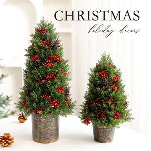 Ornements <span class=keywords><strong>de</strong></span> Noël en gros, nouveaux, scène <span class=keywords><strong>de</strong></span> Noël, fruits rouges, pot en plastique, fabriqué en Chine, utilisation sur le bureau - Product Image 3