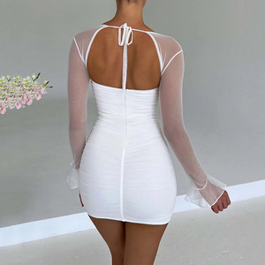 Vestido Blanco Ajustado sin Tirantes con Fruncido, Cintura Alta, Manga Larga, Transparente, Estilo Campana, para Cóctel, Color Sólido, Poliéster FD9732 - Product Image 2
