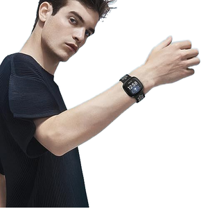 Bracelet de remplacement en TPU pour <span class=keywords><strong>Xiaomi</strong></span> Mi Band 9/<span class=keywords><strong>8</strong></span> Design à trou rond bicolore compatible avec les bracelets de montre <span class=keywords><strong>Xiaomi</strong></span> <span class=keywords><strong>Smartband</strong></span> 9 - Product Image 5