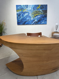 Bureau de travail moderne en forme d'arc, bureau d'ordinateur ergonomique incurvé, table d'étude en bois massif pour le bureau à domicile - Product Image 6