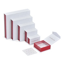Vente en gros de boîtes à bonbons de mariage personnalisées de qualité supérieure Petites boîtes à bonbons vides écologiques Doublure en éponge Manipulation d'impression par stratification mate