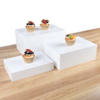 En Stock Lot de 3 Présentoirs Alimentaires en Acrylique pour Buffet – Rehausseurs et Socles de Présentation