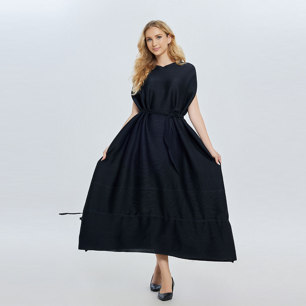 Elegant Women's Summer Party Plus Size Floor-Length Pleated