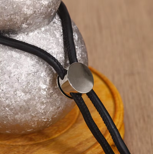 Bouteille d'eau isotherme en titane en forme de <span class=keywords><strong>gourde</strong></span> avec paille, <span class=keywords><strong>gourde</strong></span> métallique anti-fuite, <span class=keywords><strong>gourde</strong></span> isotherme portable - Product Image 6