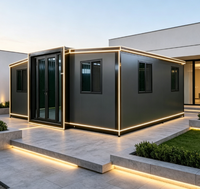Casa Plegable con Estructura de Acero Blanco, Ventanas de Doble Acristalamiento, Techo Plano, Casa Modular Prefabricada Expandible, Instalación Rápida